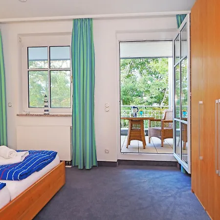 Apartment Kaiservillen - Mit 1 Schlafzimmer Und Balkon C24